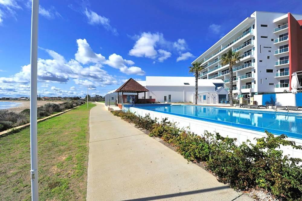 Mandurah Beach House Villa ภายนอก รูปภาพ